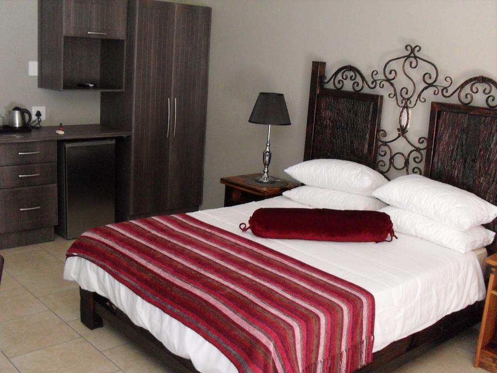 Hotel Pheasant'S Rest Newcastle Esterno foto