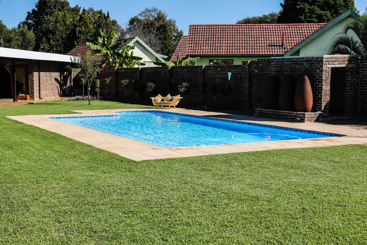 Hotel Pheasant'S Rest Newcastle Esterno foto
