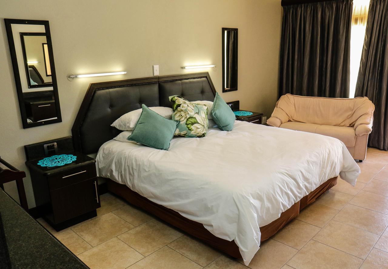 Hotel Pheasant'S Rest Newcastle Esterno foto