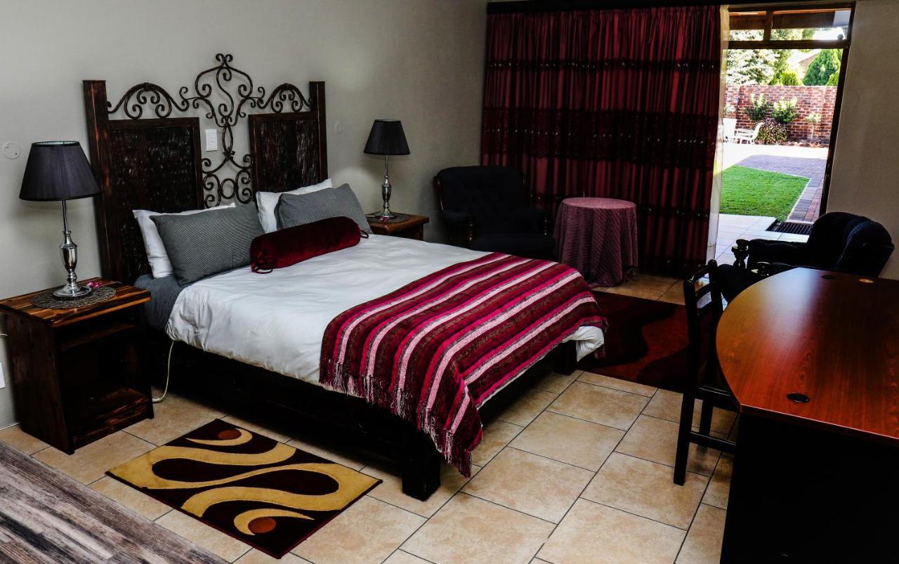 Hotel Pheasant'S Rest Newcastle Esterno foto